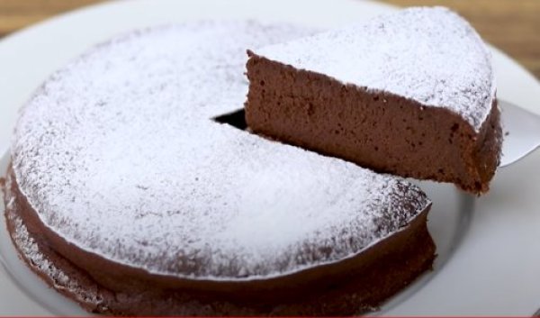 עוגת שוקולד מ-2 מצרכים