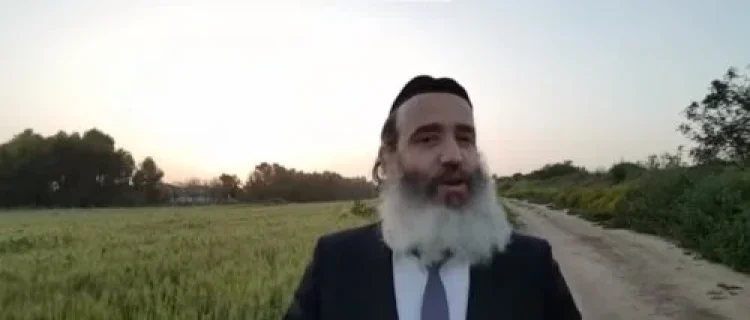 אחרי המעשים נמשכים הלבבות אחרי המעשים נמשכים הלבבות