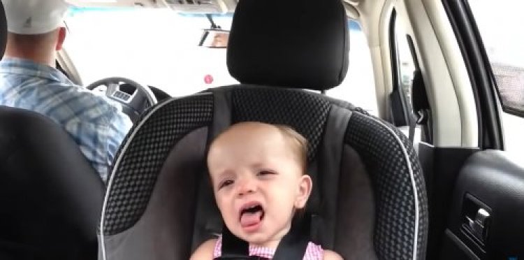 תינוקת תינוקת