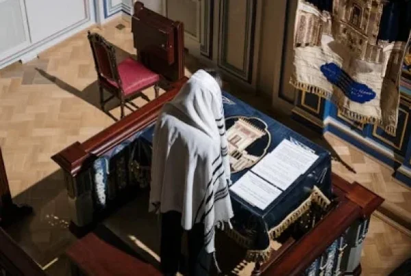 תפילה לאמירה בעת צרה כדי לזכות ברחמים תפילה לאמירה בעת צרה כדי לזכות ברחמים