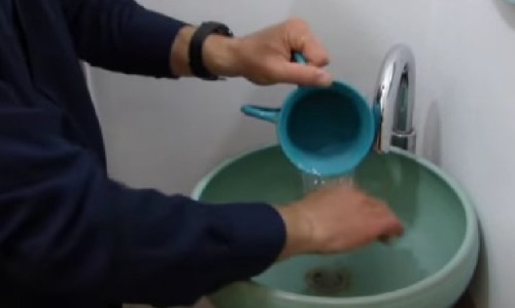 לקום כמו כהן גדול - נטילת ידיים, לא מה שחשבתם לקום כמו כהן גדול - נטילת ידיים, לא מה שחשבתם