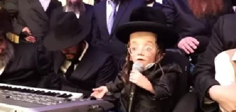 חולה במחלה נדירה ולא מפסיק להודות: חולה במחלה נדירה ולא מפסיק להודות: