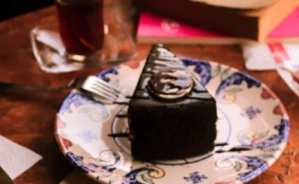 שוברים את הצום: מתכון לעוגת שוקולד אוורירית