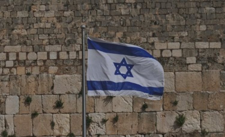 העיתונאית המוכרת שריגשה: העיתונאית המוכרת שריגשה:
