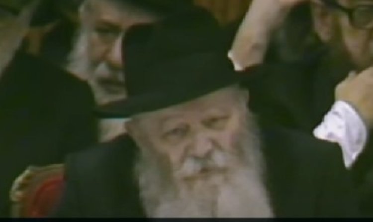 עסקת חייו: מדוע רצה הרבי מלובביץ' לקנות בקבוק יין ב-500 דולרים? עסקת חייו: מדוע רצה הרבי מלובביץ' לקנות בקבוק יין ב-500 דולרים?