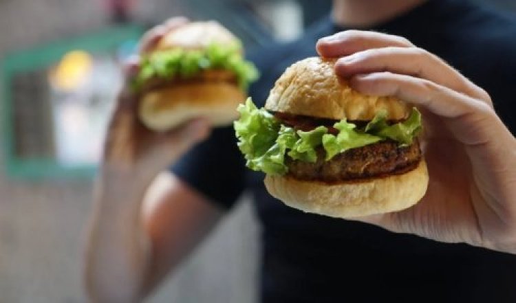 מותר לאכול בשר בתשעת הימים? מותר לאכול בשר בתשעת הימים?