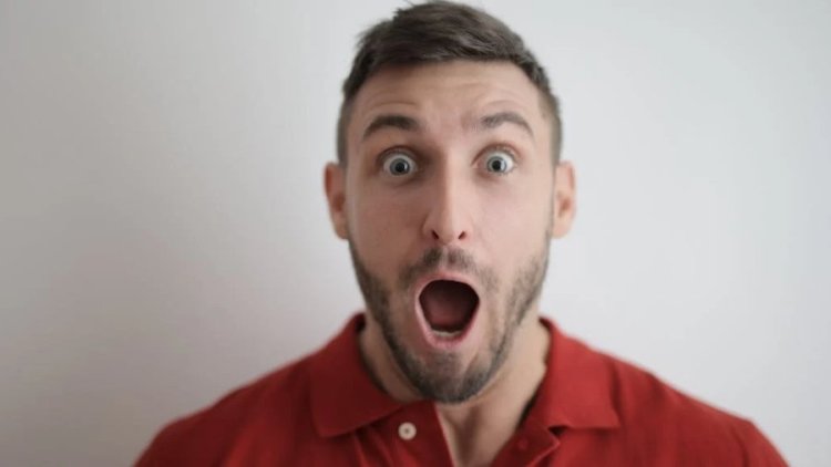 עד כמה המזוזה שומרת עלינו? לינור אברג'יל בסיפור מטורף עד כמה המזוזה שומרת עלינו? לינור אברג'יל בסיפור מטורף