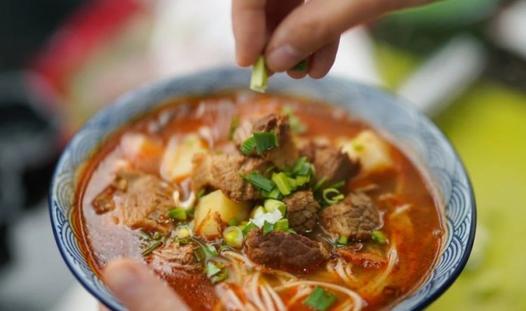 מתכון למרק עוף מושלם לסעודה מפסקת מתכון למרק עוף מושלם לסעודה מפסקת