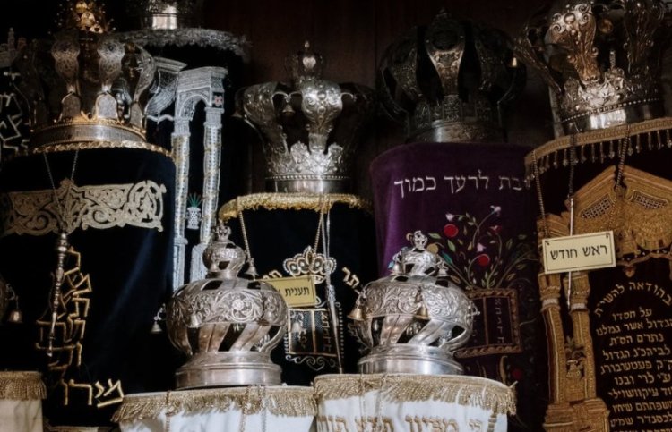 סדר הקפות בשמחת תורה סדר הקפות בשמחת תורה