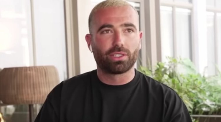 עומר אדם בוכה: עומר אדם בוכה: