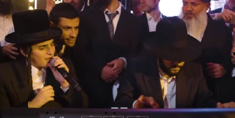 אל תפספסו: הגאון הינוקא ומוטי שטיינמץ בביצוע מרגש אל תפספסו: הגאון הינוקא ומוטי שטיינמץ בביצוע מרגש