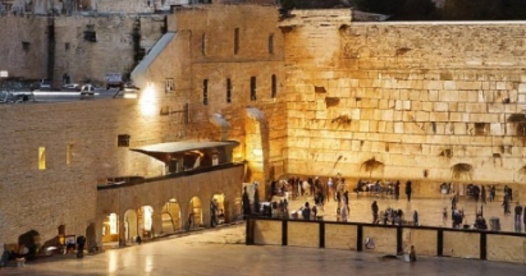 מה צריך לקרות לצמח שגדל בכותל המערבי כדי שתתחיל הגאולה? וגם: סגולה מיוחדת מה צריך לקרות לצמח שגדל בכותל המערבי כדי שתתחיל הגאולה? וגם: סגולה מיוחדת