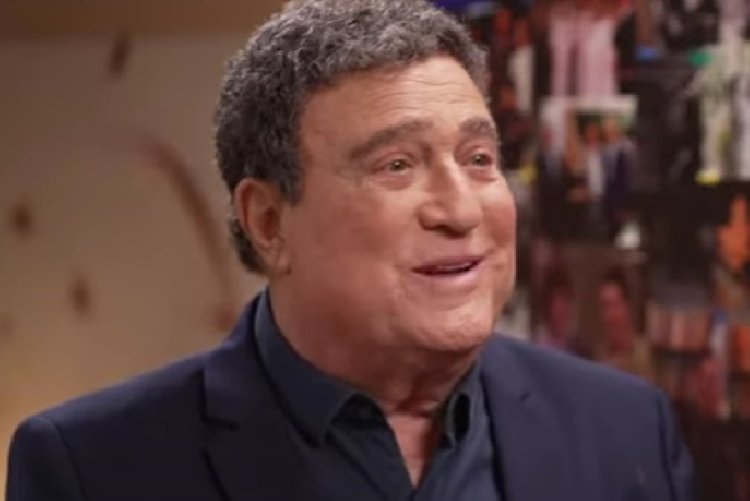 מרגש: זה הזמר שנתן לרב אורי זוהר זצ מרגש: זה הזמר שנתן לרב אורי זוהר זצ