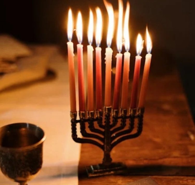 מזמורים שטוב לומר לאחר הדלקת נרות חנוכה מזמורים שטוב לומר לאחר הדלקת נרות חנוכה