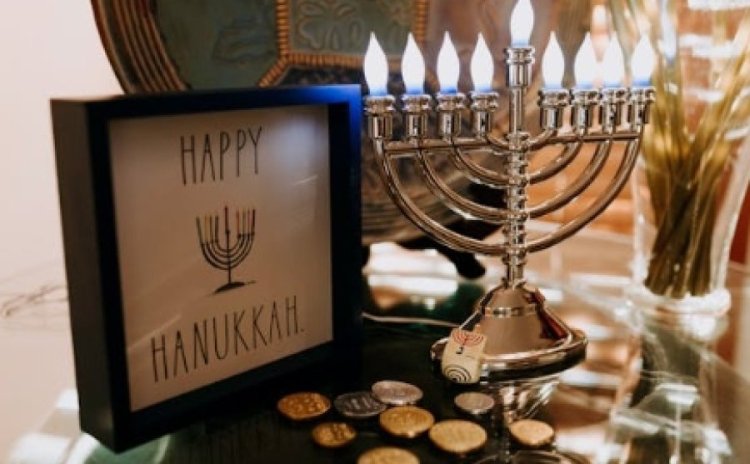 מה אסור לעשות לפני הדלקת נרות חנוכה? מה אסור לעשות לפני הדלקת נרות חנוכה?