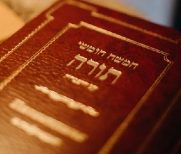 מהו האופן הנכון לצייר את לוחות הברית? מהו האופן הנכון לצייר את לוחות הברית?