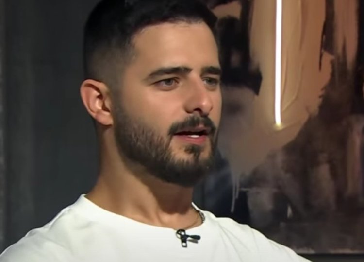 הזמר המצליח: 