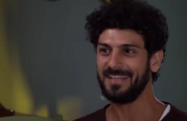 המפורסמים מחזקים: 