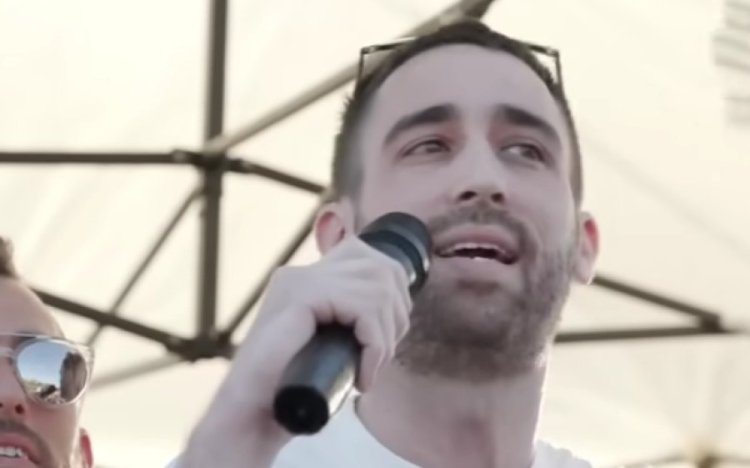 אמו של החטוף במסר: אמו של החטוף במסר: