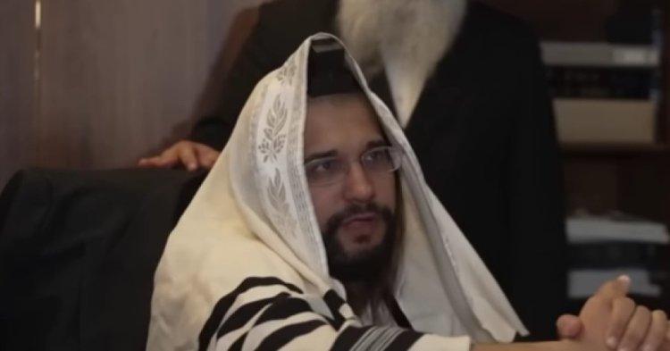 נס! הרב הינוקא בירך את הילד והמחלה הנוראה החלה להיעלם נס! הרב הינוקא בירך את הילד והמחלה הנוראה החלה להיעלם