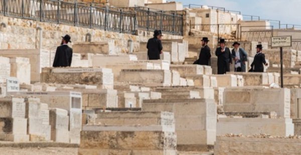 איבד את שני ילדיו בפיגוע: 