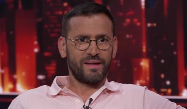 מנחה הטלוויזיה: מנחה הטלוויזיה: