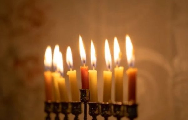 מה מסמל המספר 8?