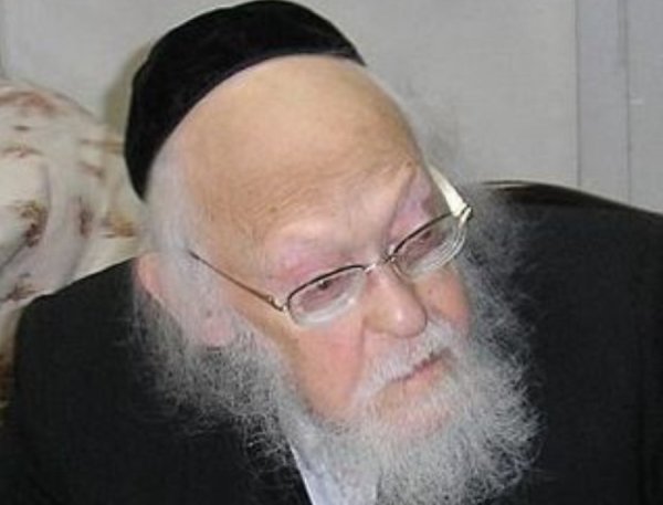 בזכות הדבר הזה נולד פוסק הדור הרב אלישיב זצ