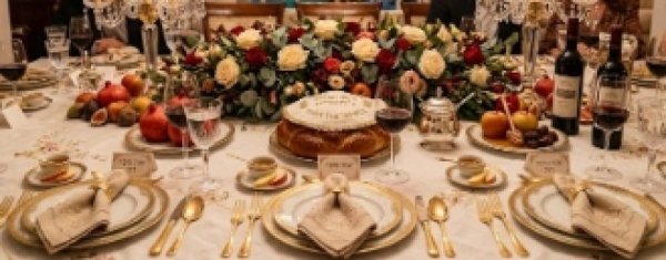 כך תשדרגו את עיצב שולחן החג שלכם