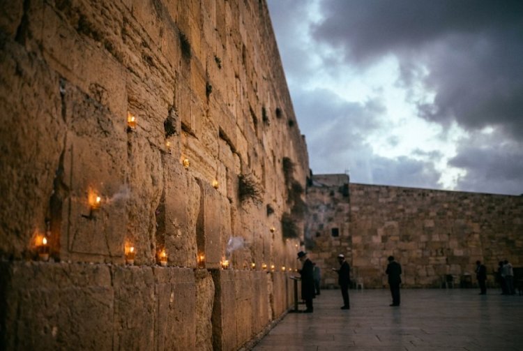 תשעה באב: היום שבו החורבן הכי גדול נושא את זרע הגאולה