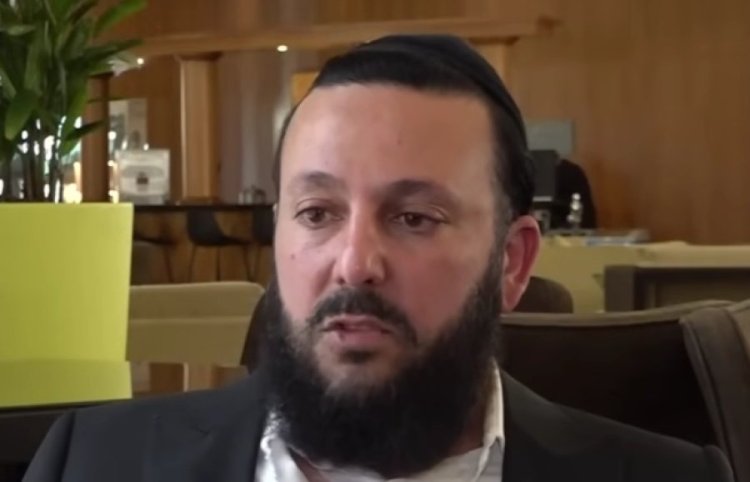 קורע לב: זאת הבקשה היחידה של האבא ששלושת ילדיו נרצחו מהטיל שפגע בביתם קורע לב: זאת הבקשה היחידה של האבא ששלושת ילדיו נרצחו מהטיל שפגע בביתם